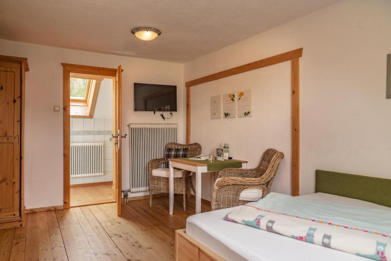 Farm stay Klausnerhof Aich (Styria)